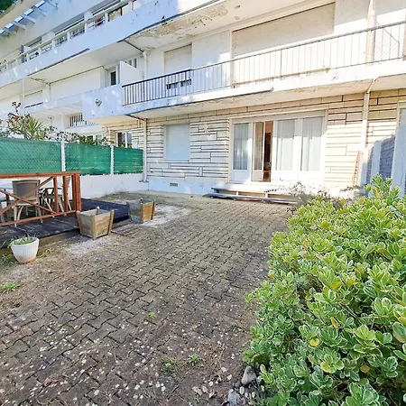 Le Coeur De - Plein Centre - 150m De La - Cour Exterieur Privative - Ideal Pour Couple