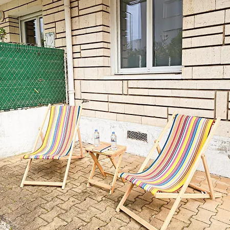 Le Coeur De - Plein Centre - 150m De La - Cour Exterieur Privative - Ideal Pour Couple *