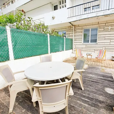 Le Coeur De - Plein Centre - 150m De La - Cour Exterieur Privative - Ideal Pour Couple *