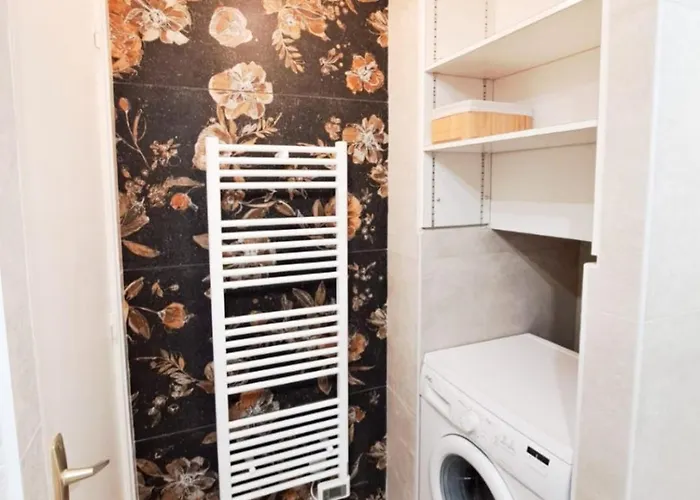 Appartement Le Coeur De - Plein Centre - 150m De La - Cour Extérieur Privative - Idéal Pour Couple